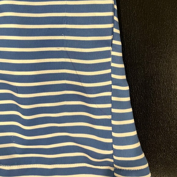 Guess Women's Blue & White Striped Shorts, Size Medium - Picture 8 of 8